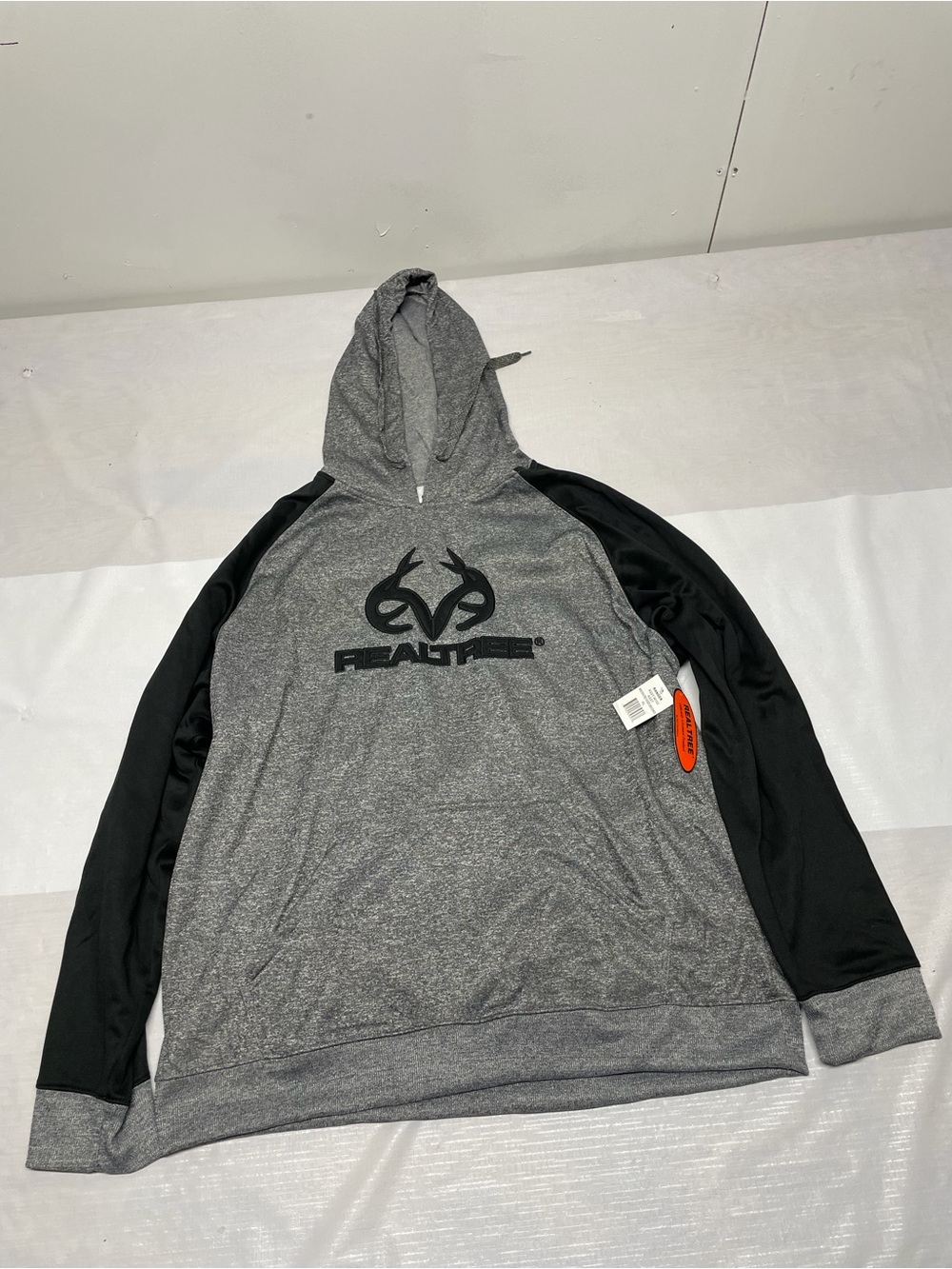 Realtree Heather Gray Pullover Hoodie with Black Raglan Sleeves Sz:Xl